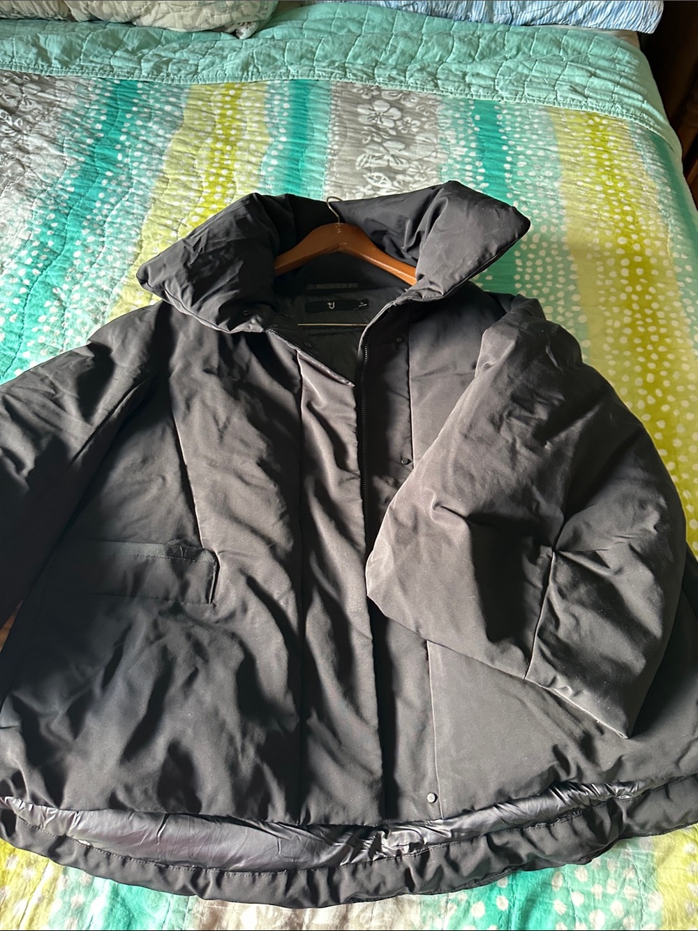 Uniqlo Jil Sander +J Women's Black Puffer Coat with Oversized Collar - Picture 6 of 6